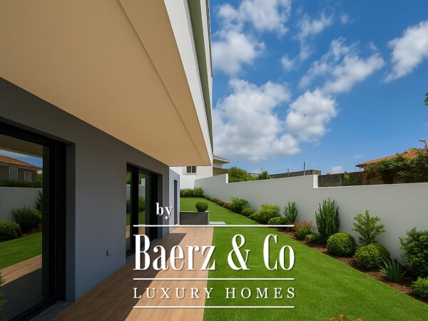 photo 2 4 bedroom villa with garage and swimming pool, in Manique, Estoril