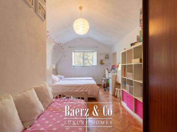 photo 29 8 bedroom villa with garden and swimming pool, in Galamares, Sintra