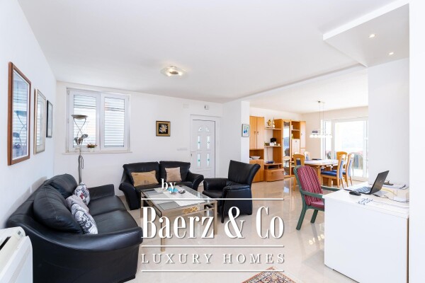 photo 3 Slano – Elevated House with Garage and Scenic Views