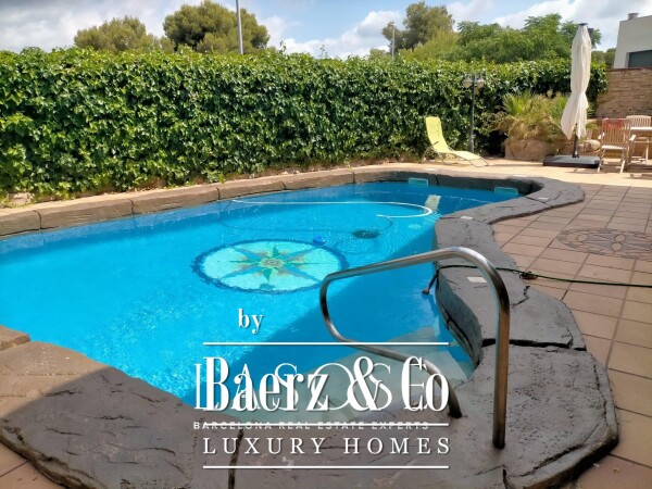 photo 1 Sant Pere de Ribes, Els Cards