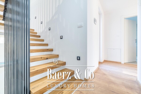 photo 5 Zagreb, Mlinovi, luxurious four-room apartment 152 m2 in a duplex house with a garage