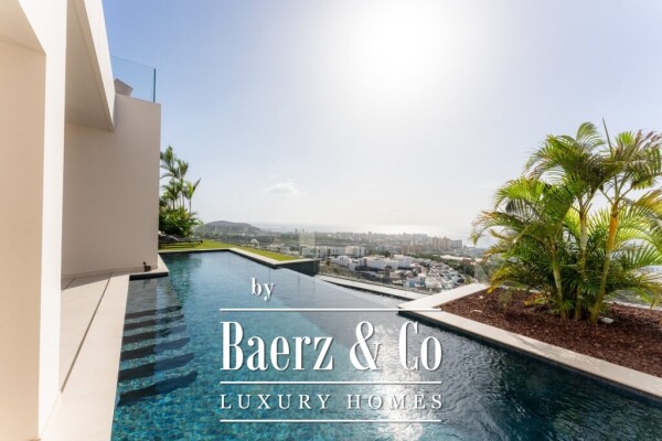 photo 1 Fantastic newly built villa Tenerife south