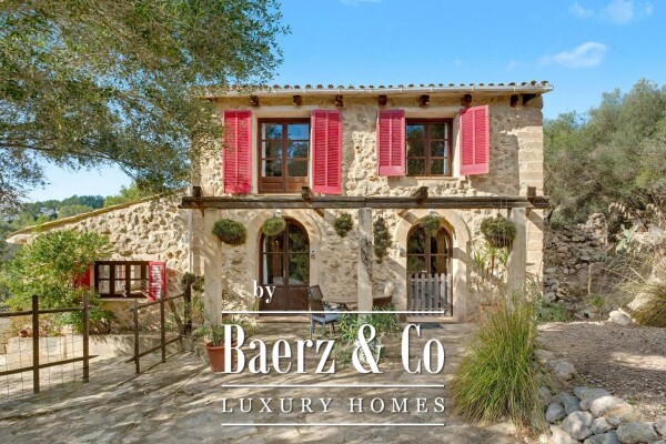 photo 1 Rustic finca with character and panoramic views, in the surroundings of S’Arracó