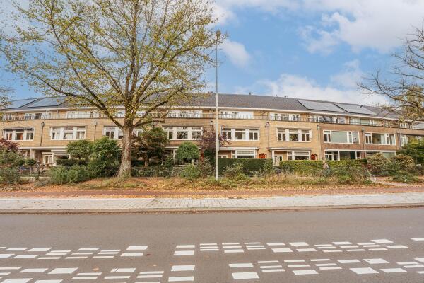 photo 37 Diepenbrockstraat 22