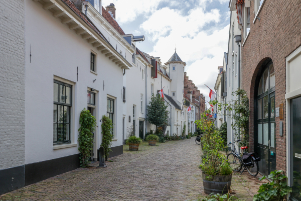 photo 4 Muurhuizen 37