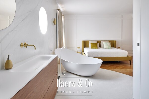 photo 28 Calle de la Diputació, Eixample 