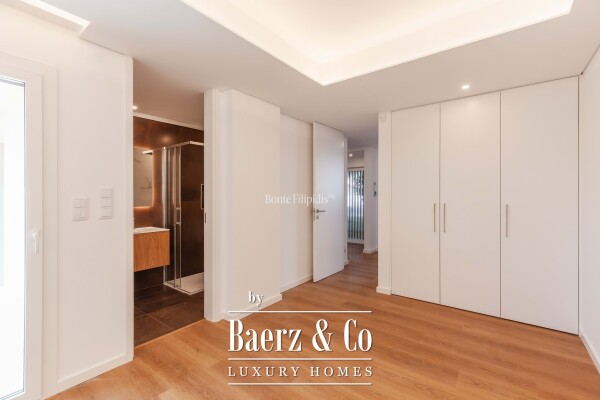 photo 13 Beautiful luxury home in Carcavelos e Parede, Parede