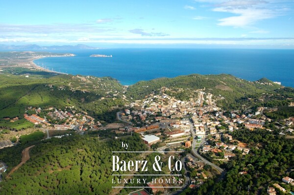 photo 8 Carrer La RIera 