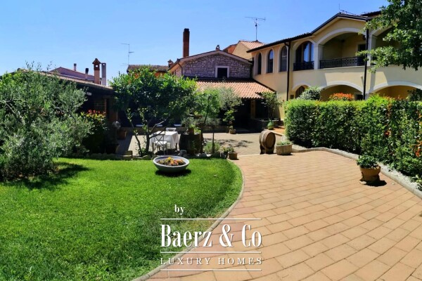 photo 2 Istria, Novigrad area, hospitality and tourism property in an excellent location