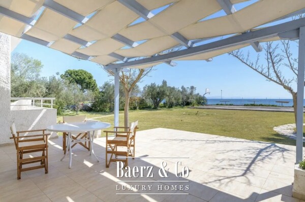 photo 9 Exceptional Seafront Residence in Eretria, Evia