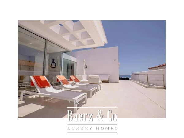 photo 12 Exclusive luxury villa on the seafront in Playa San Juan