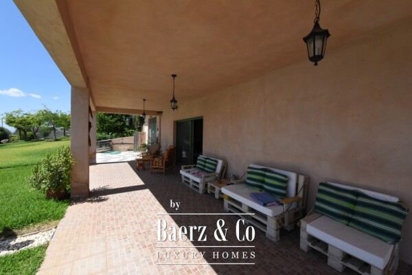 photo 32 Tuscan-Style Villa in Amarynthos with Panoramic Sea & Mountain Views