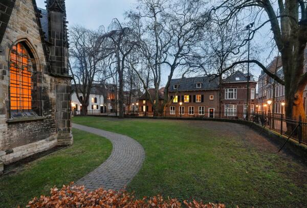 photo 38 Sint Janskerkhof 19