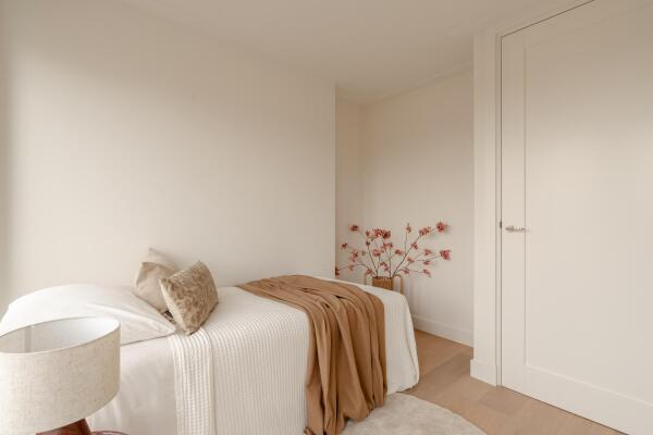 photo 18 Olympiaplein 43 B