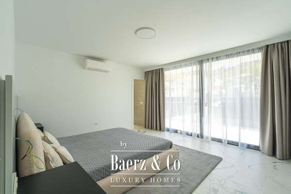 photo 11 Beautiful move in ready villa in residential area Tenerife south