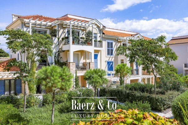 photo 5 Apartment near the Sea in a Luxurious Project