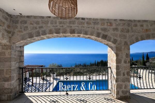 photo 6 Luxurious Villa in Budva Municipality with a Panoramic Sea View