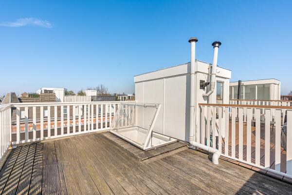 photo 28 Balthasar Floriszstraat 12 3