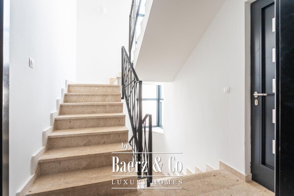 photo 11 Milna, Osibova Bay - house with a pool and sea view, total area 318 m²