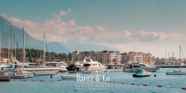 photo 2 Luxurious Apartment near the Sea in Porto Montenegro