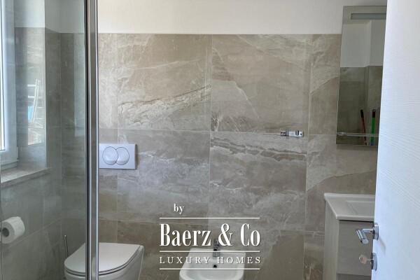 photo 22 Opatija, Poljane, villa with 5 residential units and a sea view