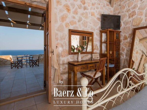 photo 9 Luxury Stone Villa above the Blue Caves - Skinari, Zakynthos