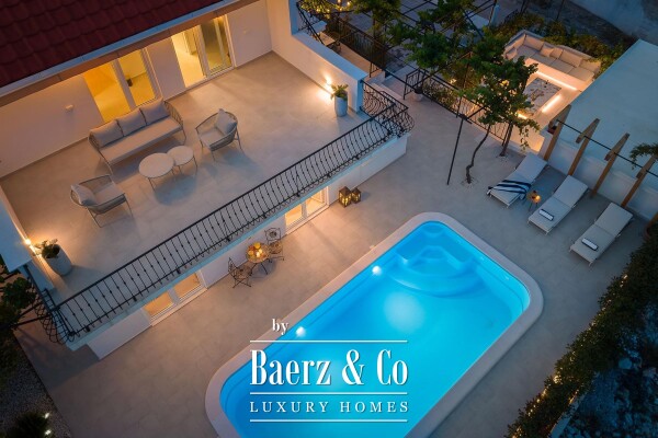 photo 4 Rogoznica, beautifully designed house with a swimming pool and garden near the sea