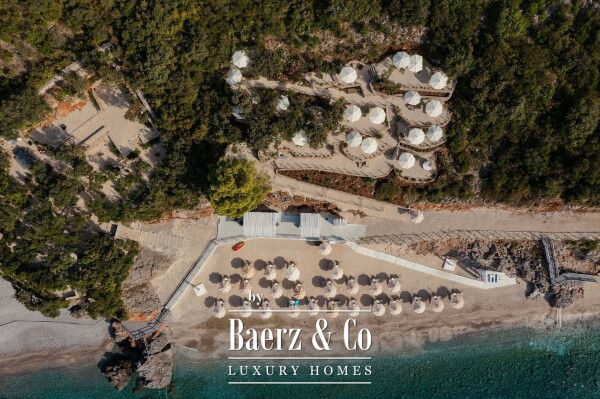 photo 8 Luxurious and Spacious Apartment with a Large Terrace on the Coast of Montenegro