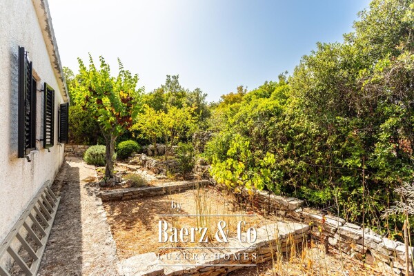 photo 32 Šolta, Nečujam - Property on a Spacious Plot of 3,843 m² first row by the sea