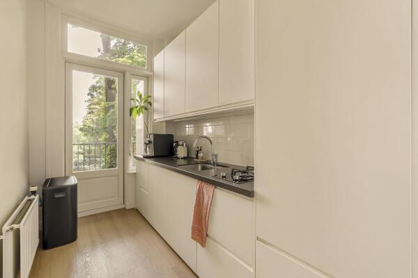 photo 11 Jacob Obrechtstraat 9 H