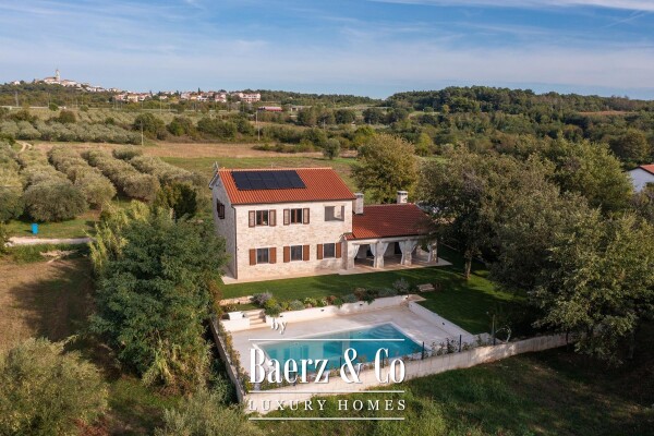 photo 1 Istria, Višnjan, a beautiful stone villa with a pool in a peaceful natural setting