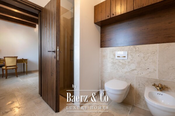 photo 17 Istria, Višnjan, a beautiful stone villa with a pool in a peaceful natural setting