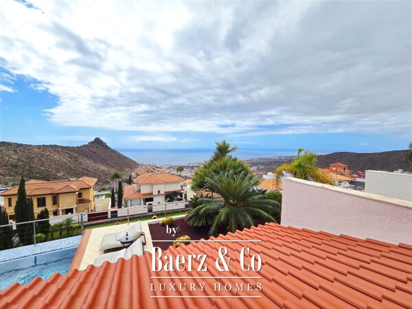 photo 60 Exclusive villa situated in prestigious residential area Tenerife