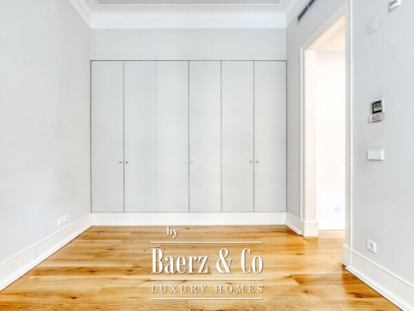photo 10 Luxury 2 bedroom with 140sqm garden and garage in Lisbon