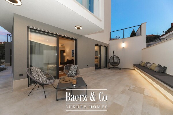 photo 7 Brač, Supetar, luxury villa in an attractive location